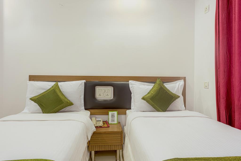 Arihant Hotel ハイデラバード エクステリア 写真