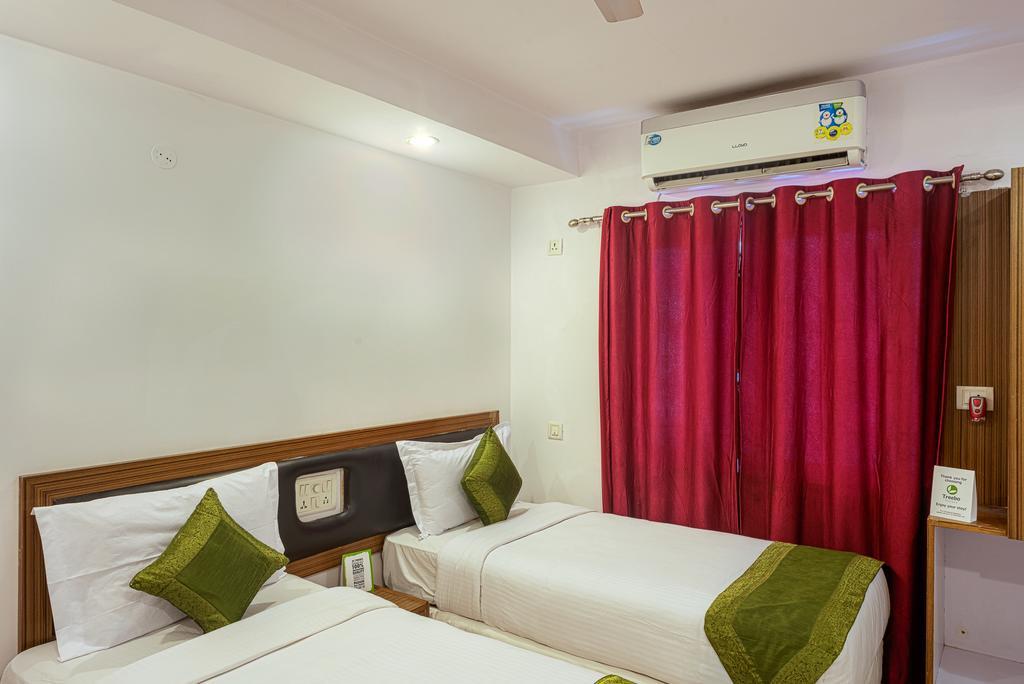 Arihant Hotel ハイデラバード エクステリア 写真