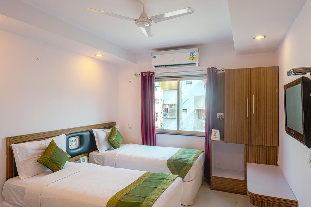 Arihant Hotel ハイデラバード エクステリア 写真